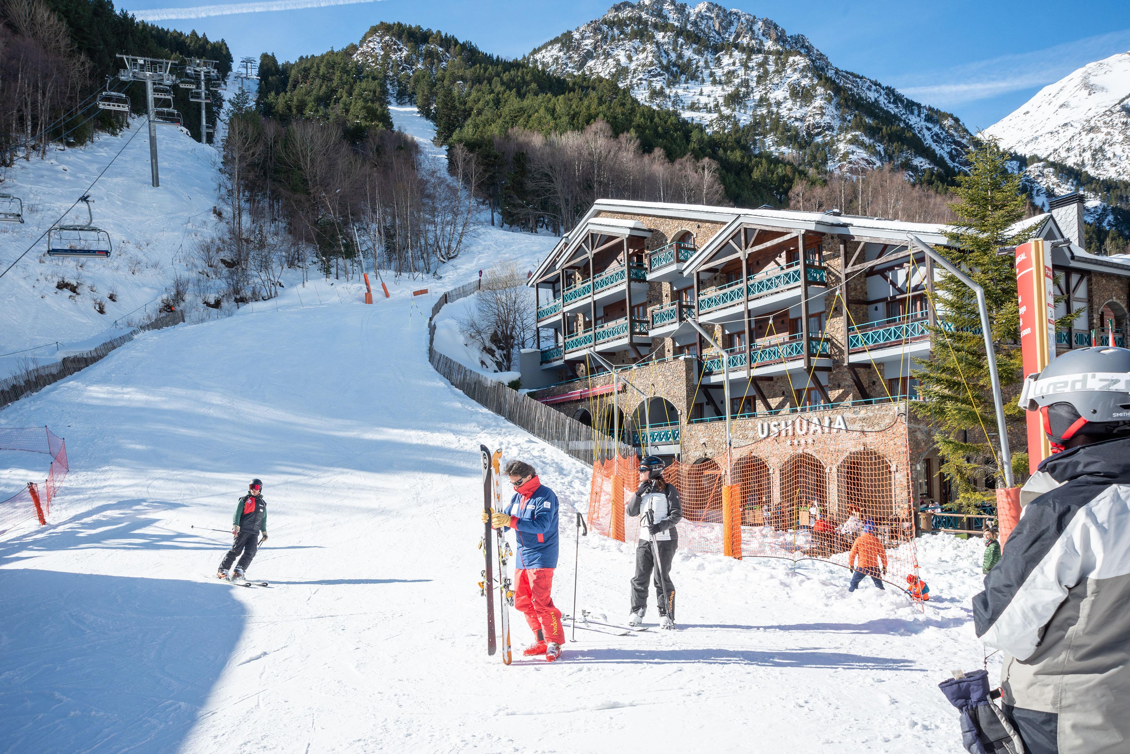 Ushuaia, The Mountain Hotel Arinsal Exterior photo